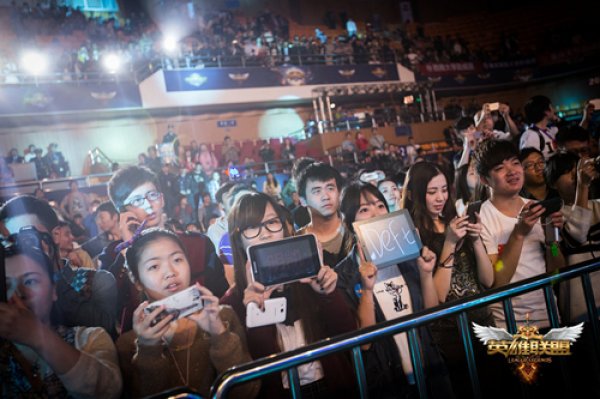 3DMAX 在击败 G2 后晋级 ESL Pro League S22 季后赛