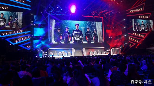 T1教练TOM谈不敌BLG：我们的英雄优先级整理出现了问题